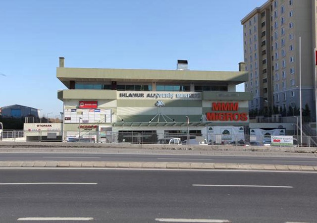 Ihlamur Shopping Mall (Halkalı, 2005-2007)